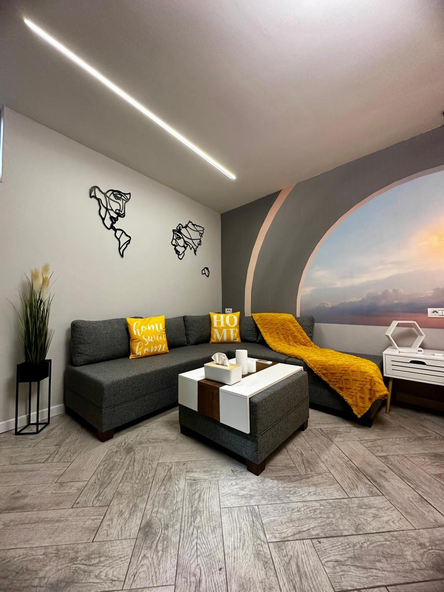 Stay Inn Central Brasov Ap 3 Exterior foto